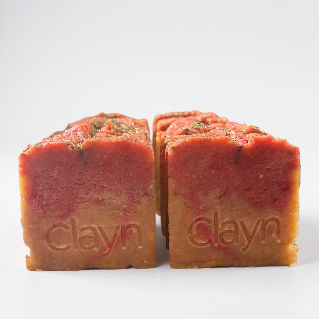 HUG ME — Active Woman Body Soap